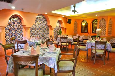 Discover Top Muslim Restaurants Near You for Authentic Cuisine!